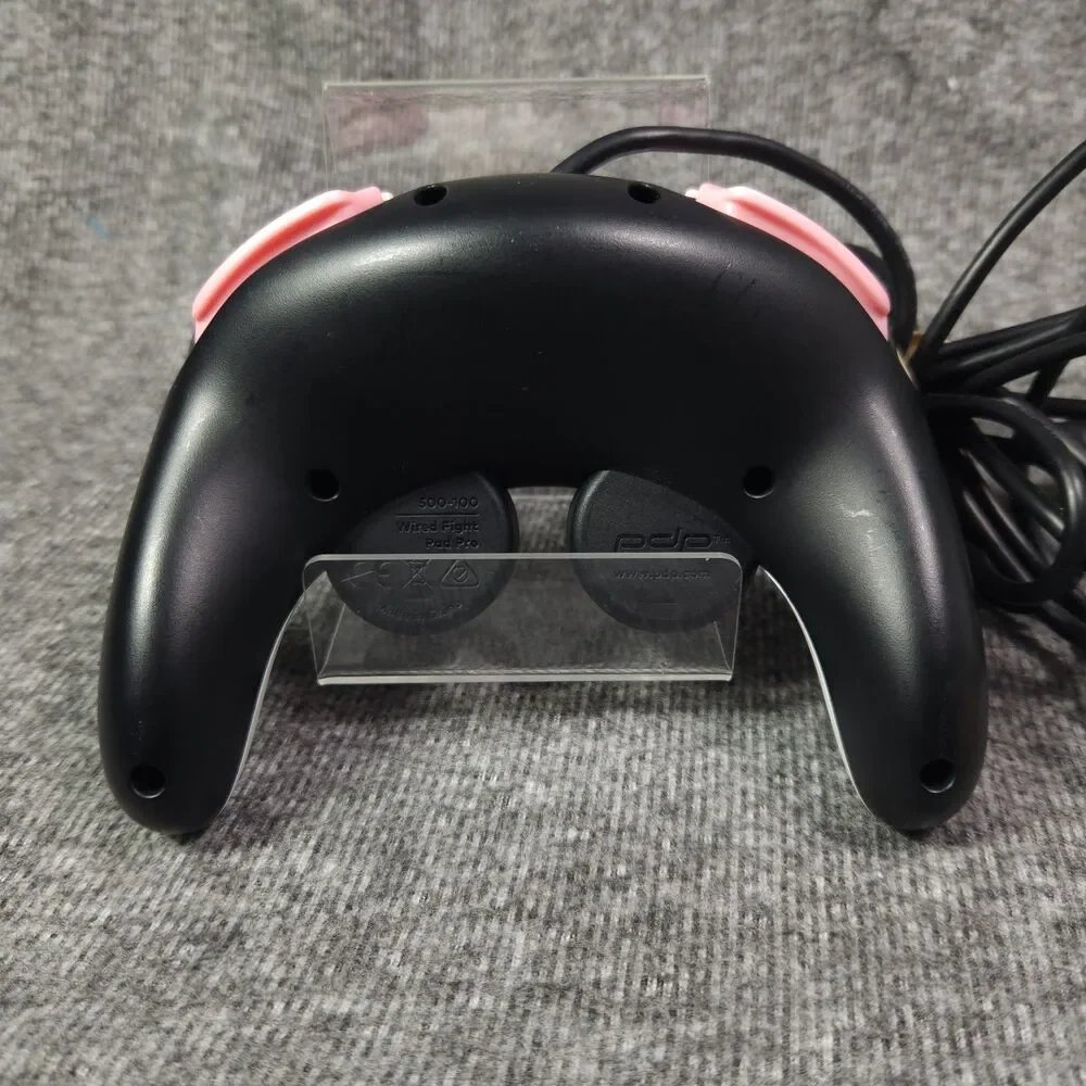 PDP Wired Fight Pad Pro Nintendo Switch Princess Peach GameCube Style Controller